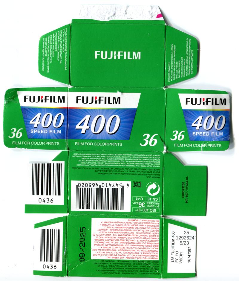 Fujifilm Pro 400H film packaging
