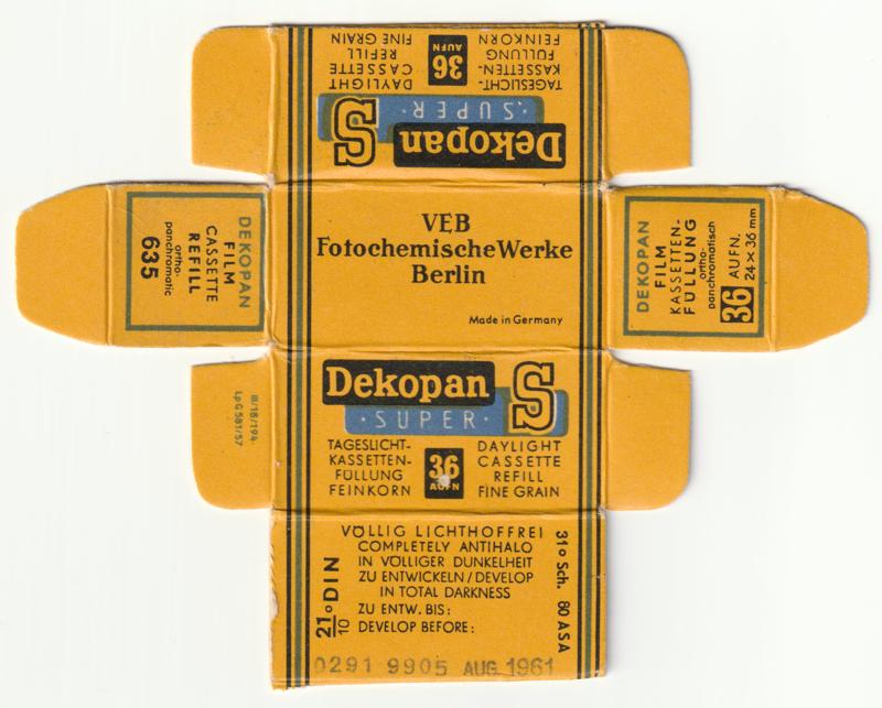 VEB Fotochemische Werke Berlin Dekopan Super S film packaging