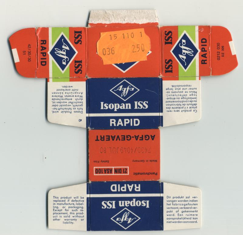 Agfa Isopan ISS Rapid film packaging