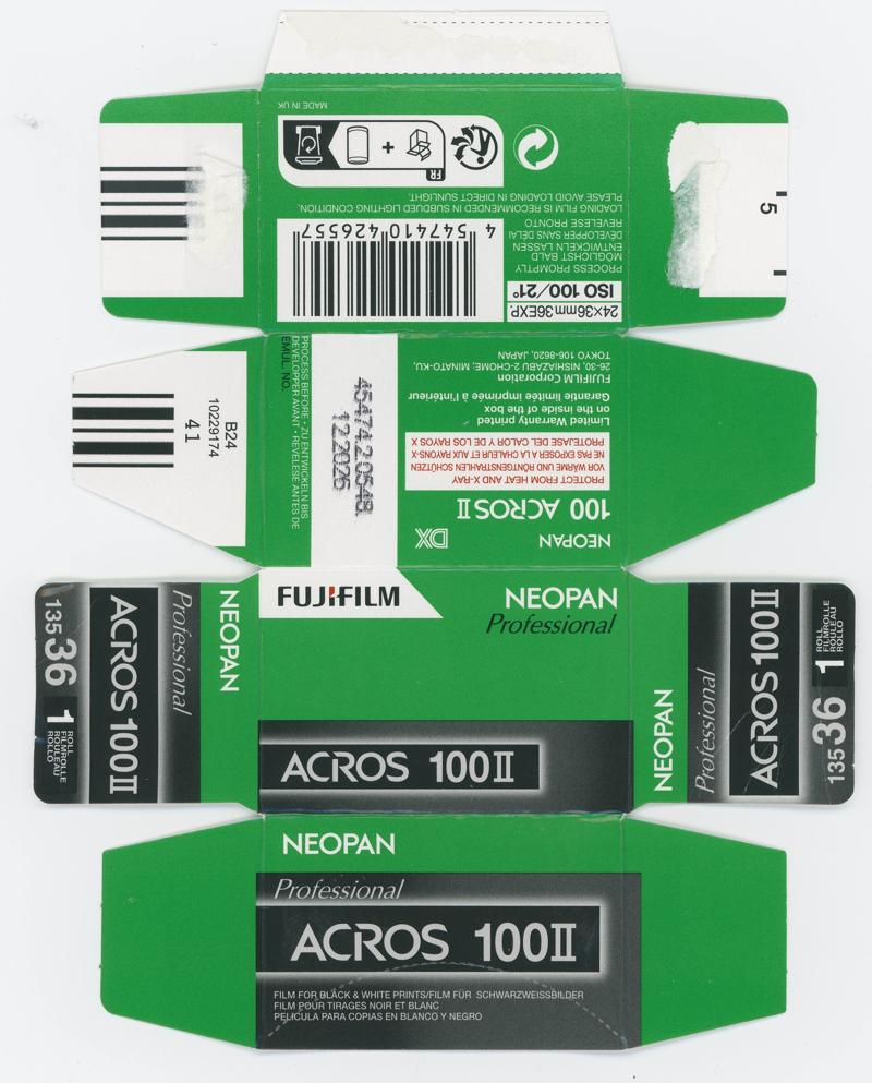 Fujifilm Neopan Acros 100 film packaging
