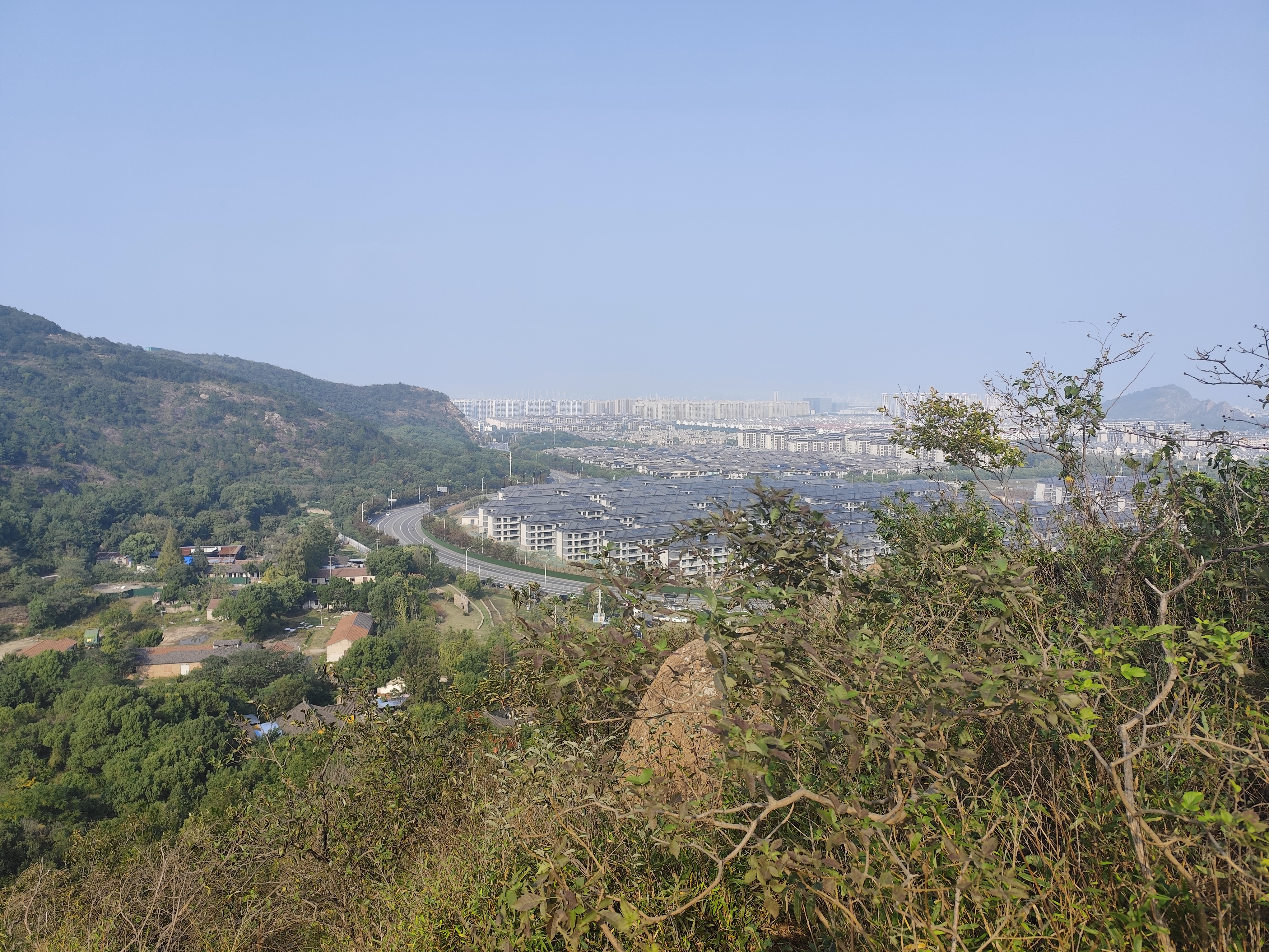 山顶远眺