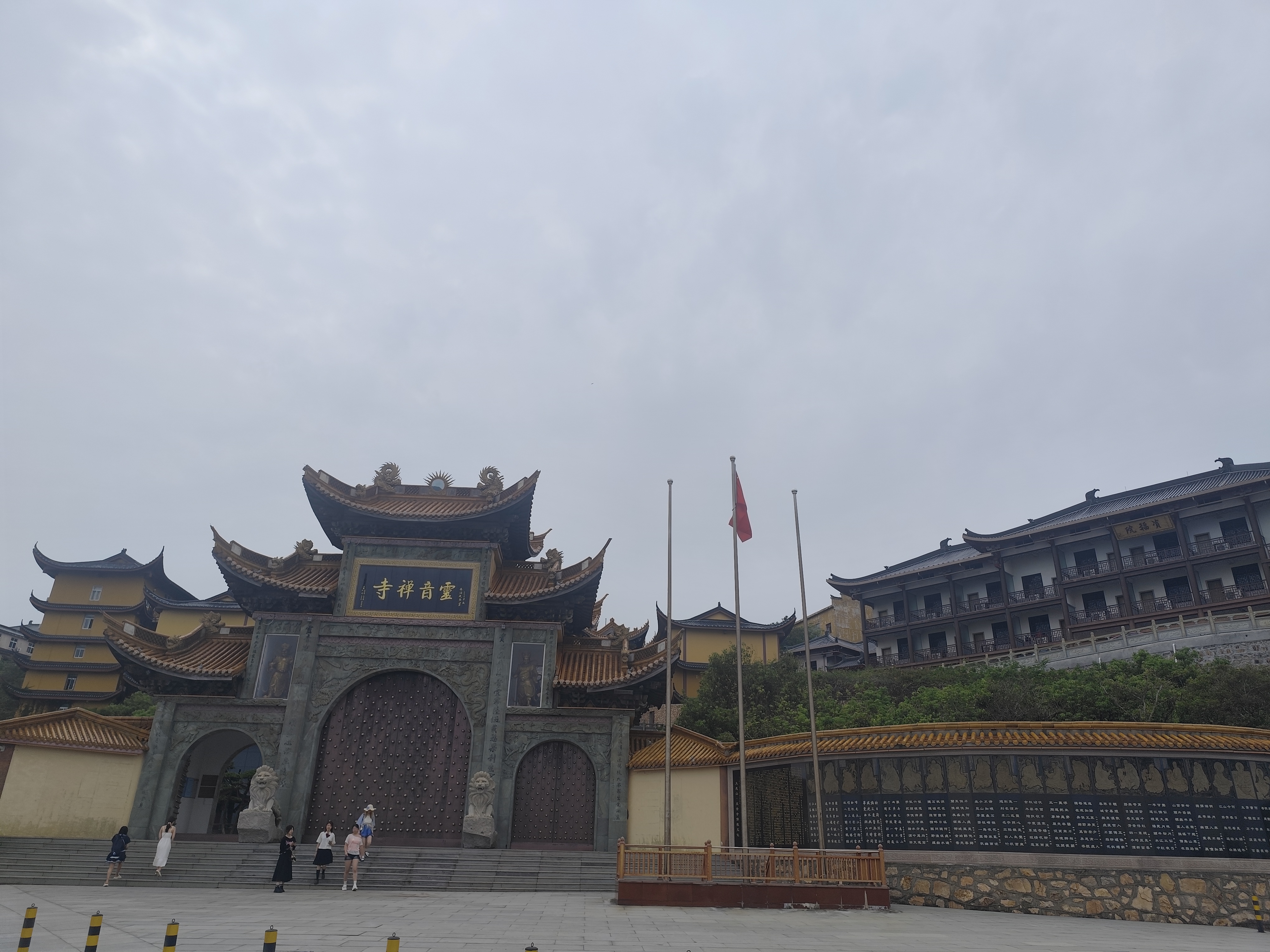 山腰寺庙