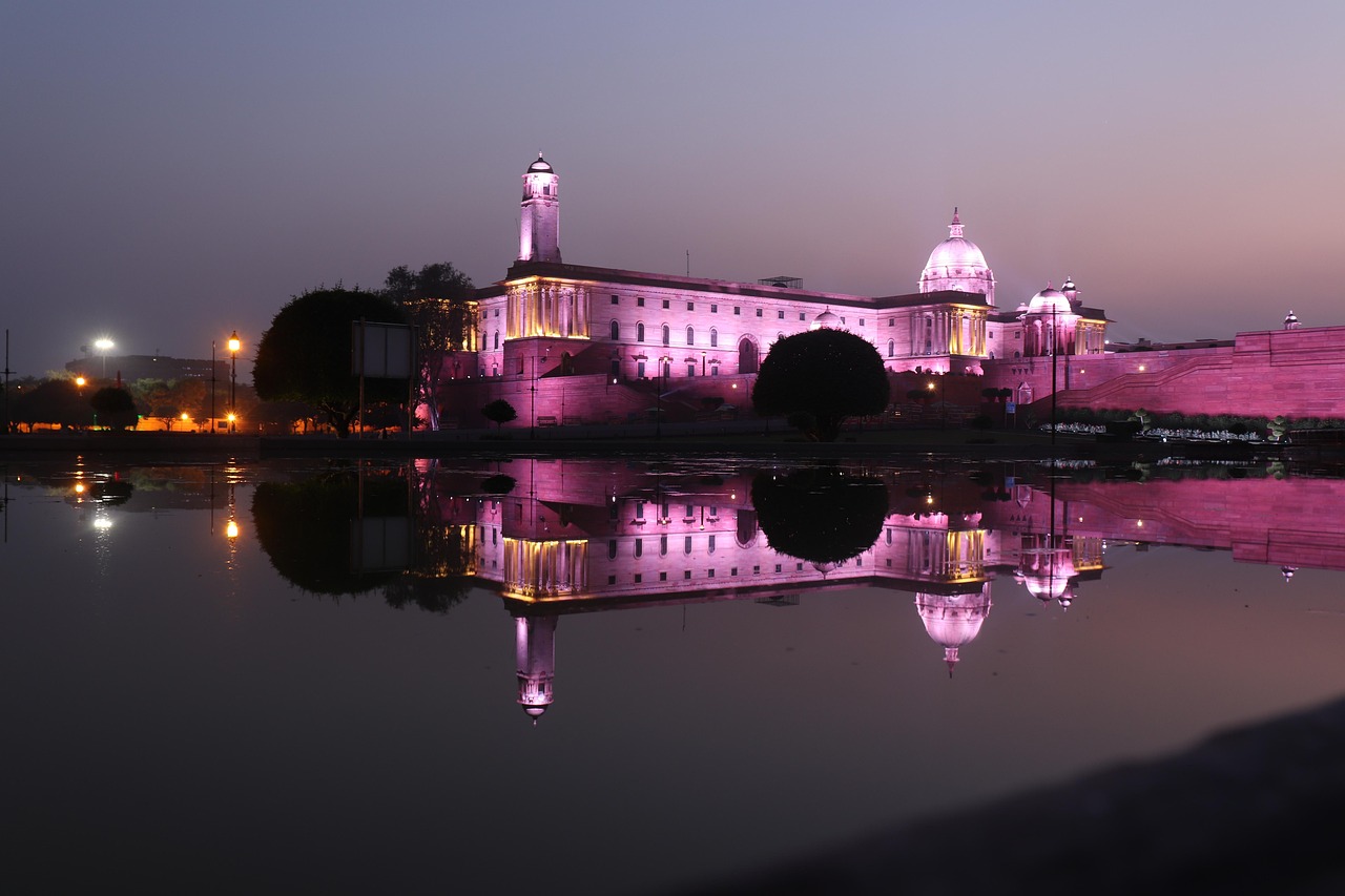 Explore Rashtrapati Bhavan