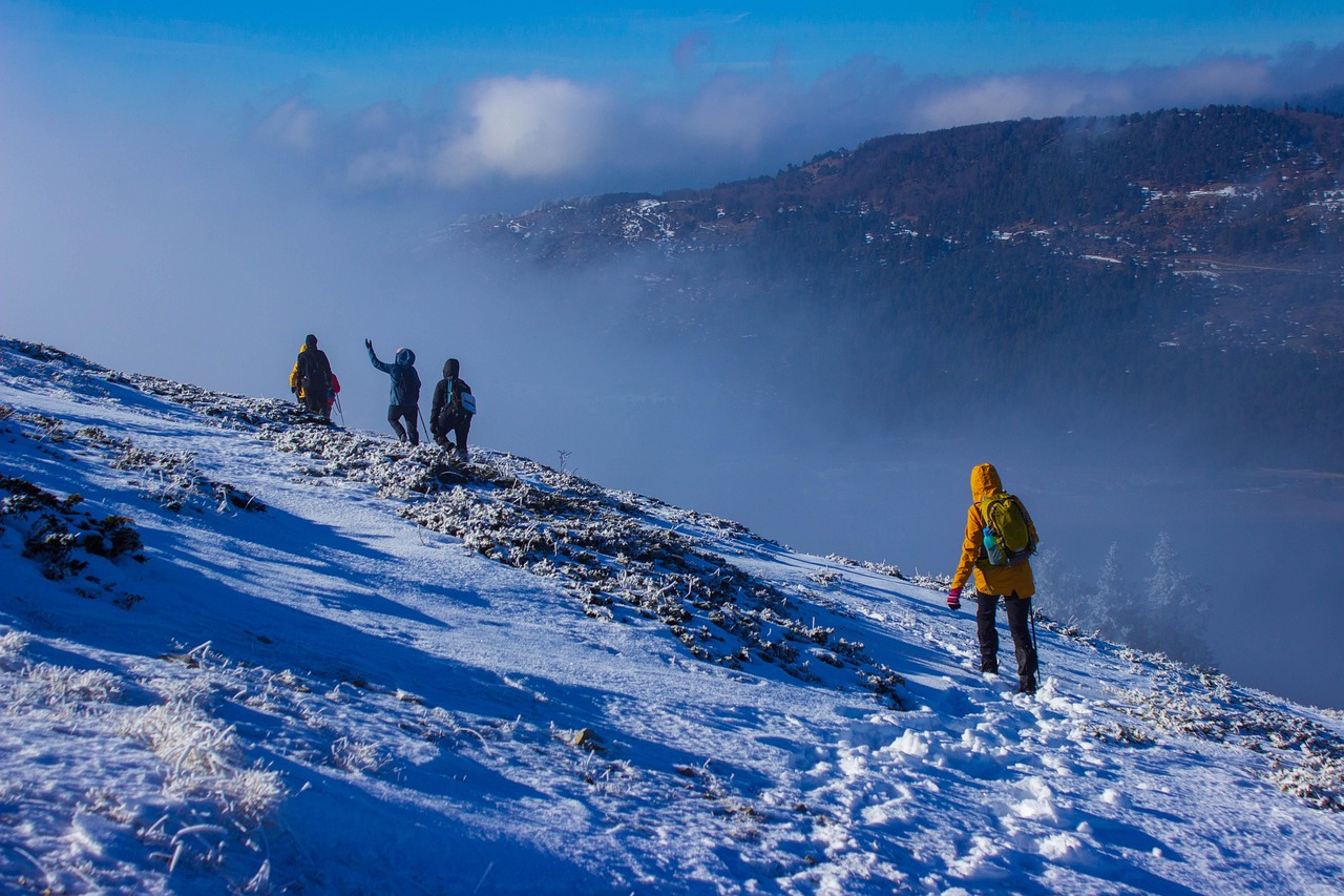 Trekking to Sunset Peak