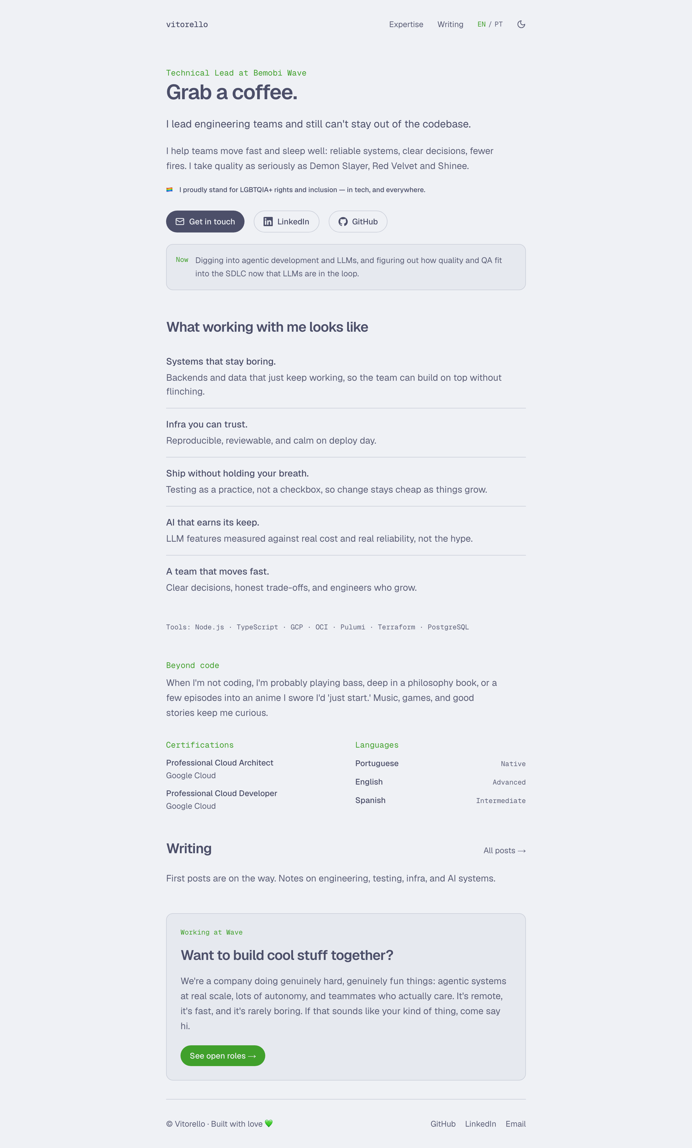 catppuccin-portfolio 网站模板截图