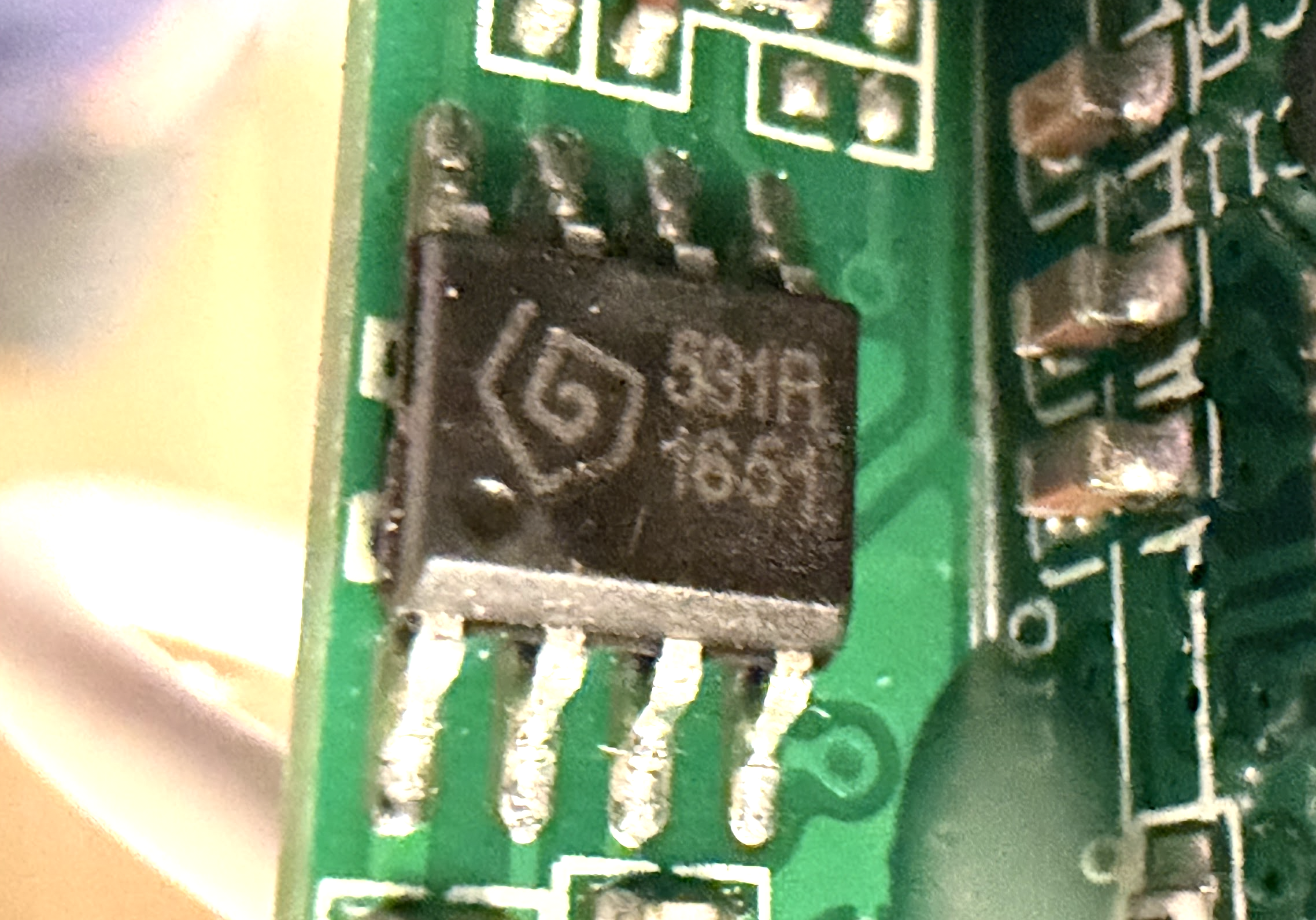 SOIC-8 candidate EEPROM, marked SG1A 1631