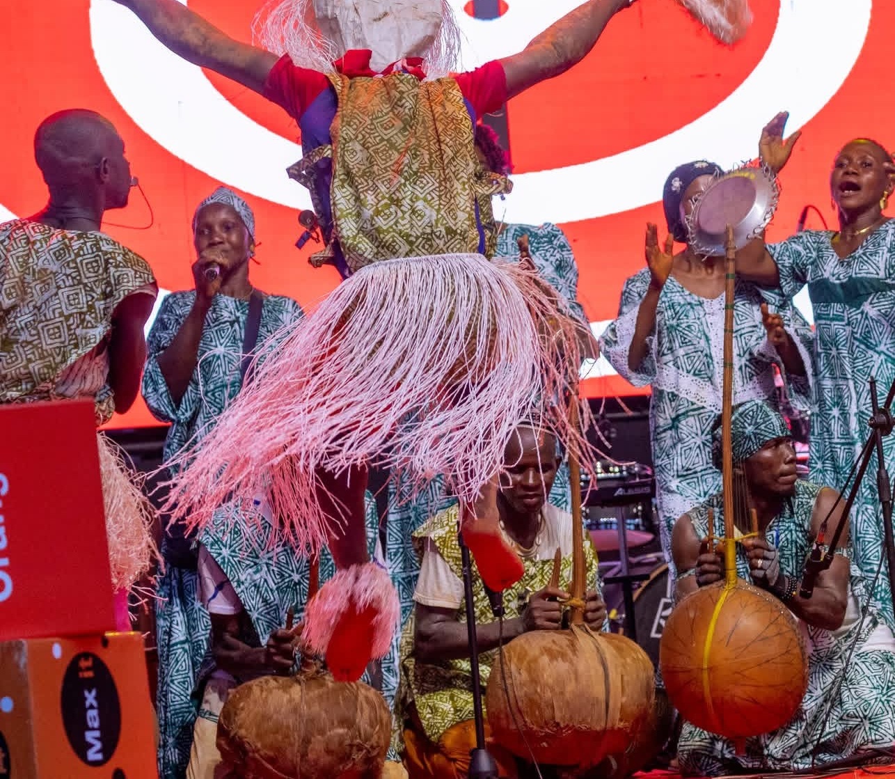 Traditional performer pink fringe