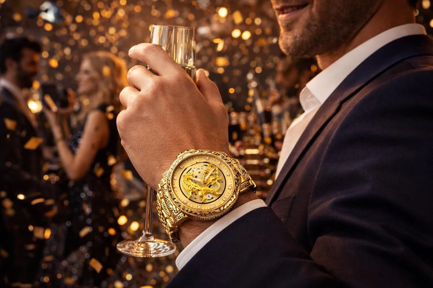 Close-up of ALNA-TURA Premium Luxury Gold Tiger Men's Watch