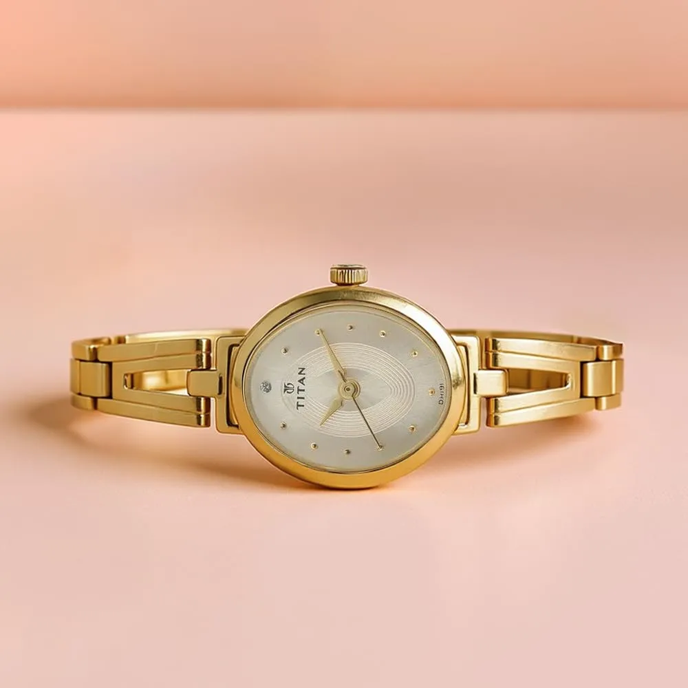Titan Karishma Watch Features