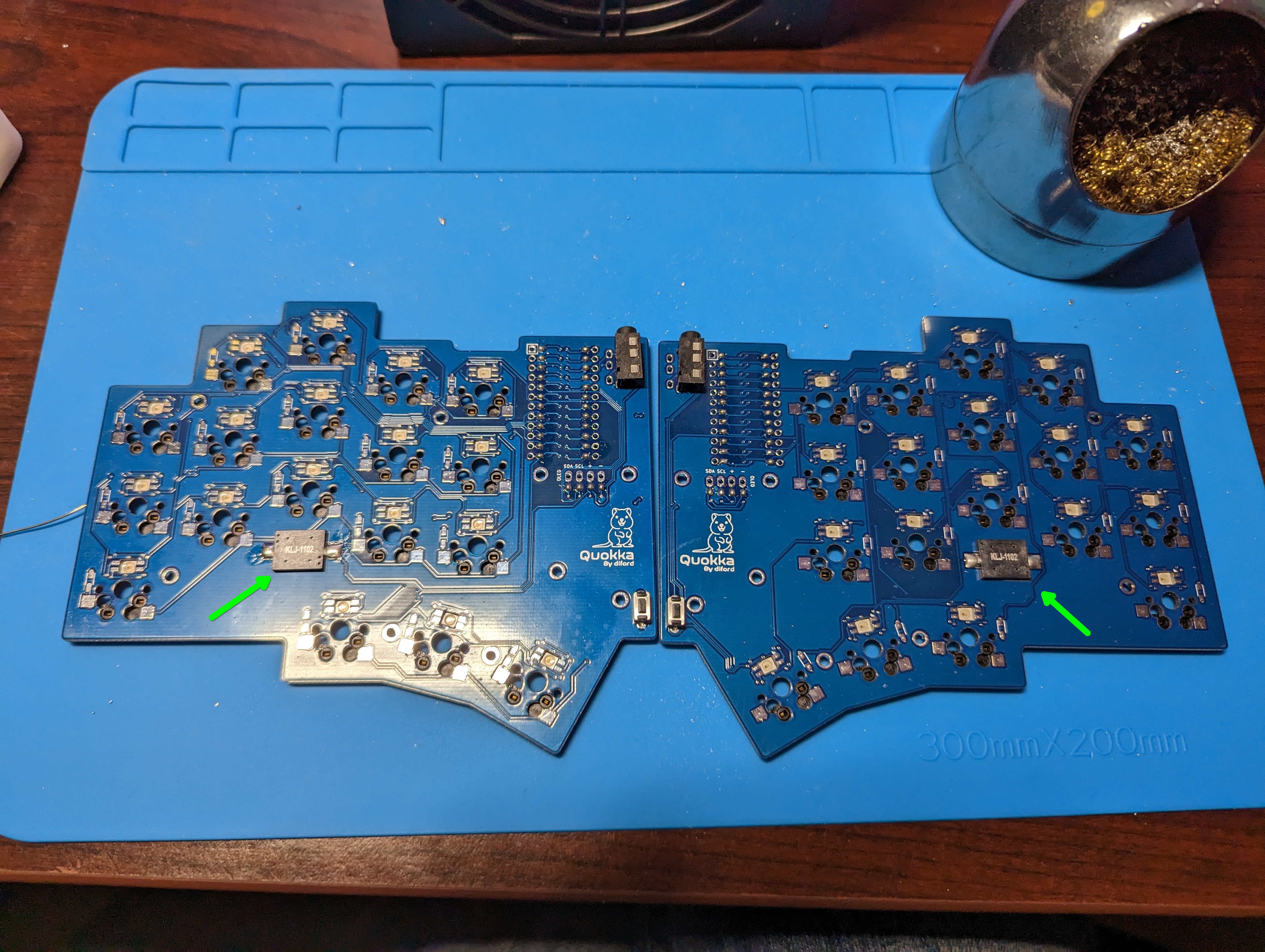 Piezo elements soldered