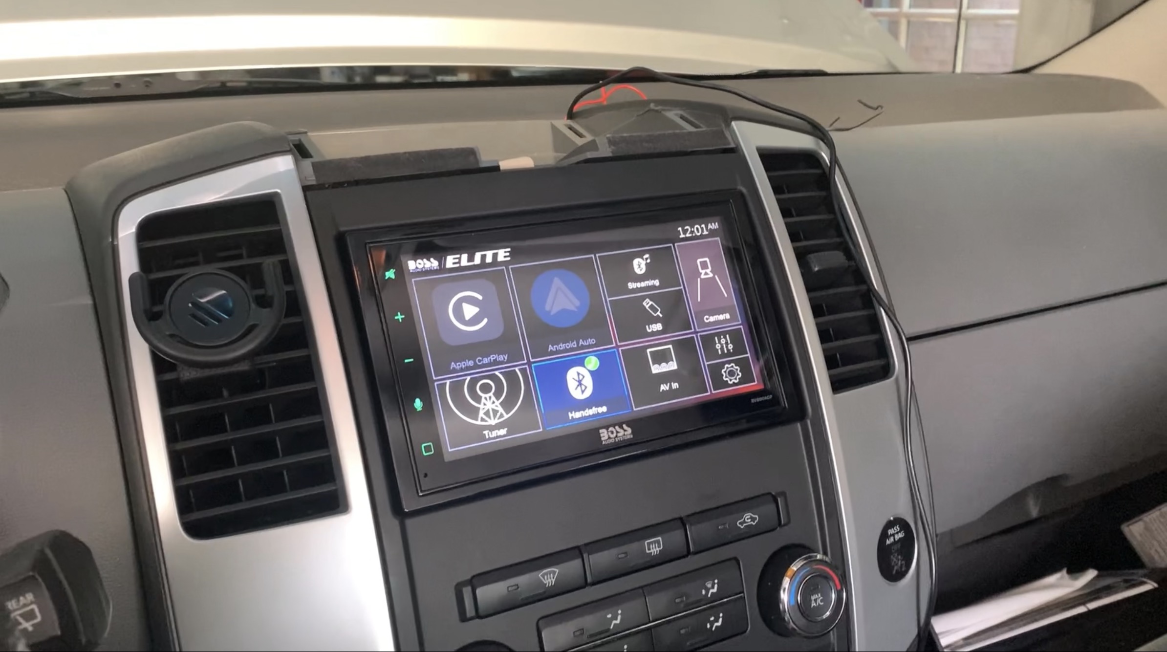 Nissan Xterra CarPlay Radio & Backup Camera