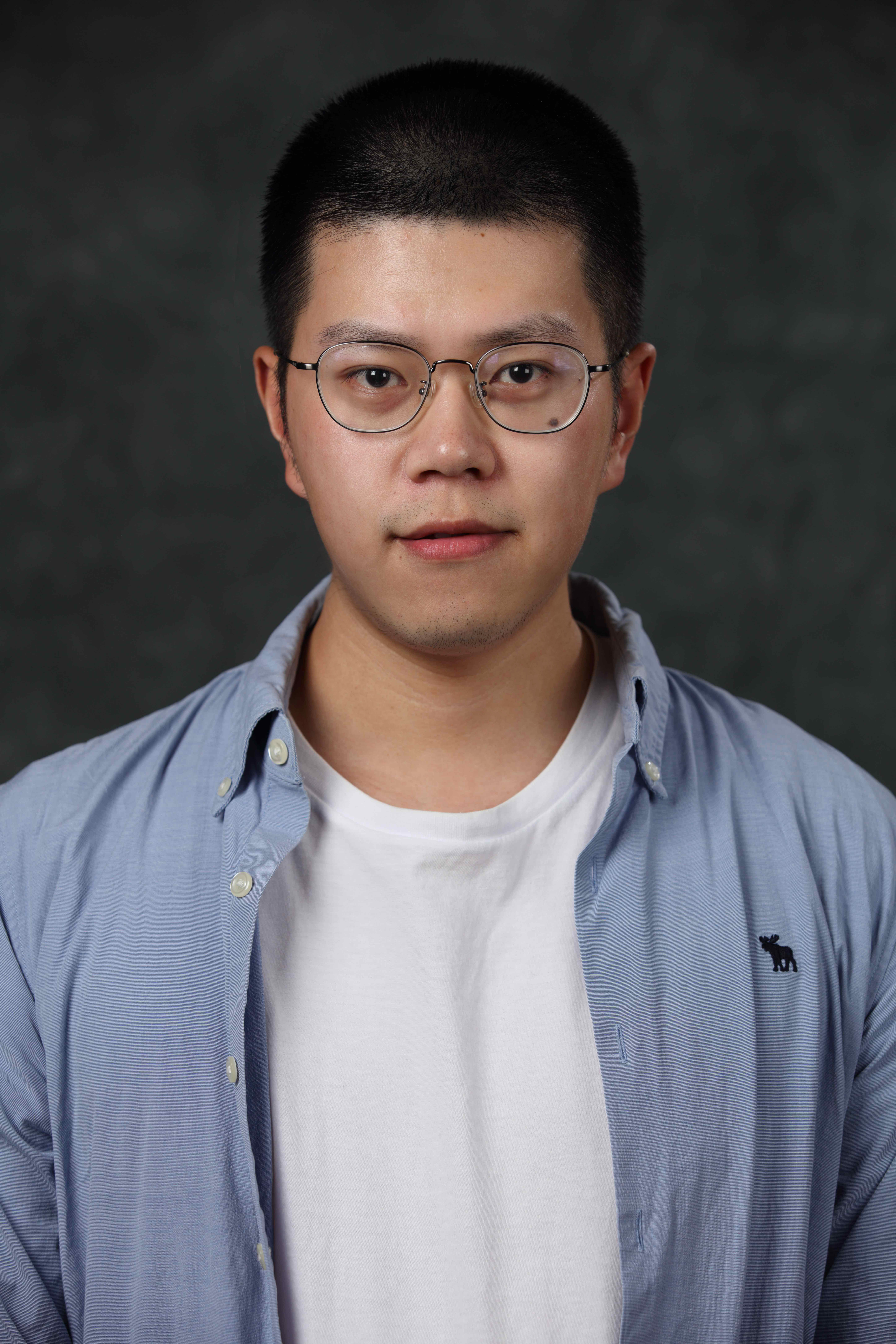 Portrait of Zhuocheng Duan