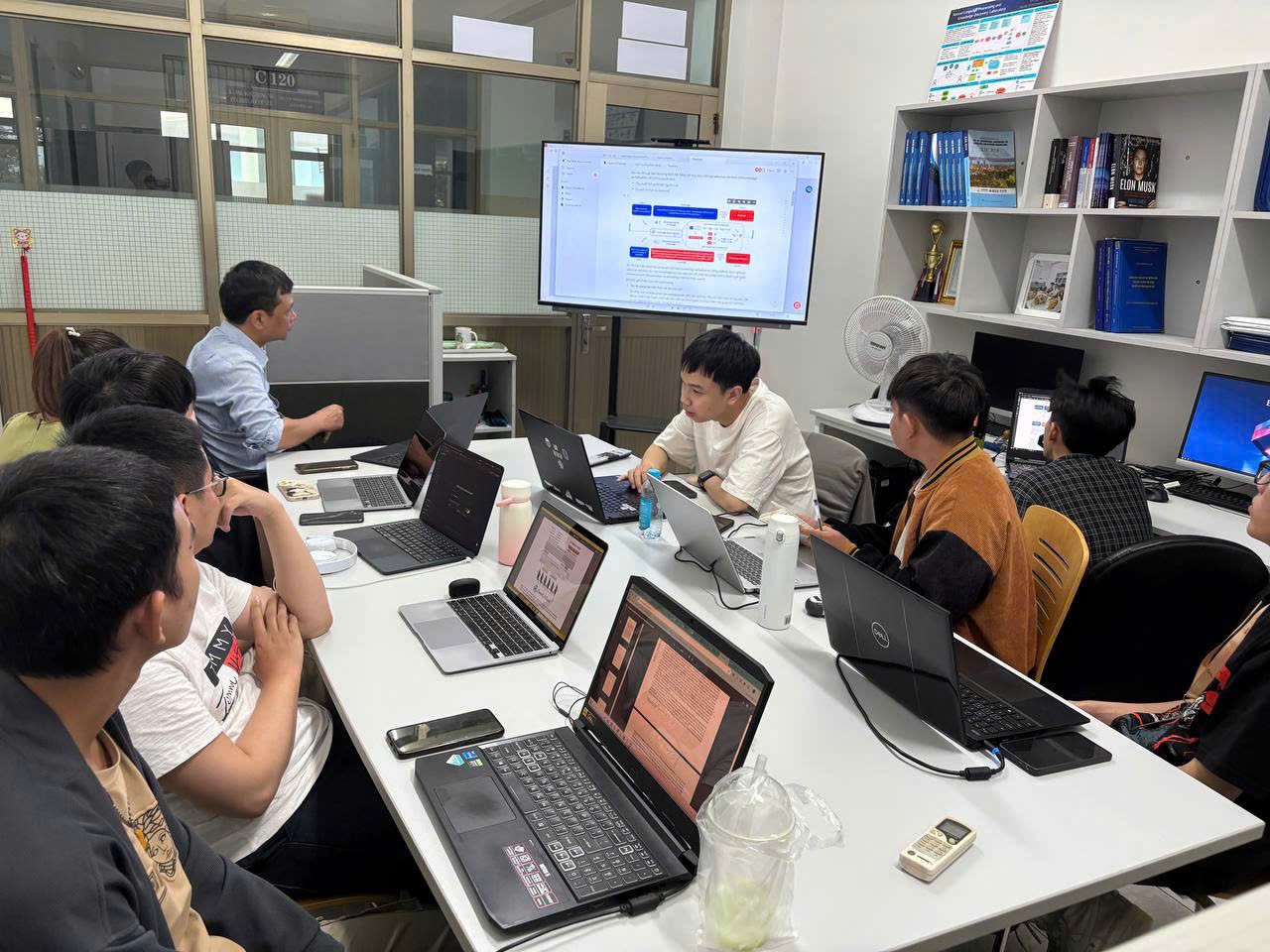 Natural Language Processing and Knowledge Discovery Laboratory