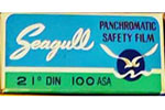 Oriental Seagull 100 film packaging
