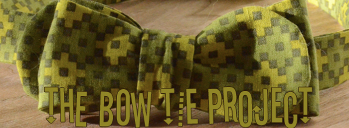 Green geometric Bow Tie