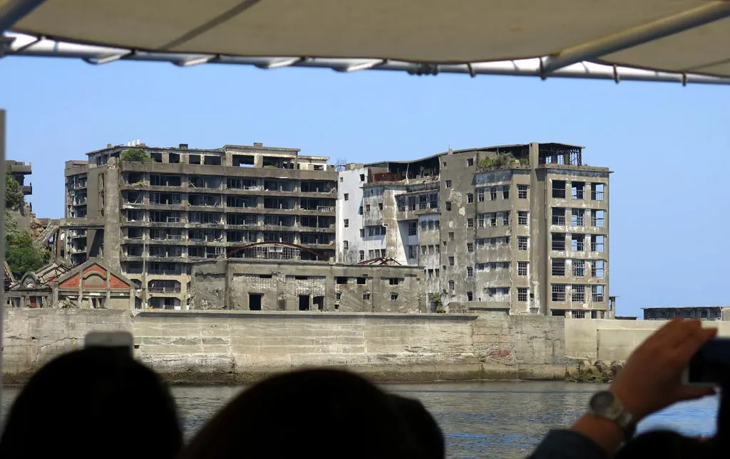 Battleship Island - Gunkanjima 軍艦島