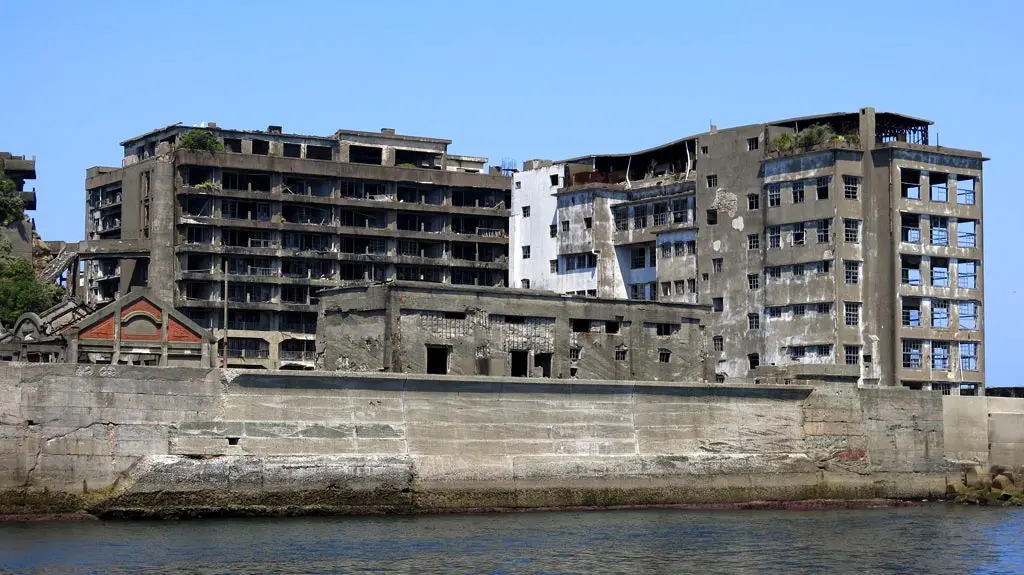 Battleship Island - Gunkanjima 軍艦島