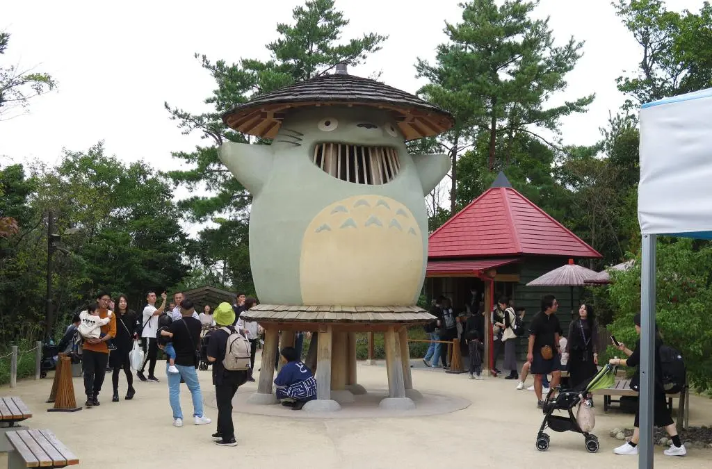 https://raw.githubusercontent.com/dyreschlock/dyreschlock.github.photos/master/photo/241115_ghibli_park/IMG_5930_t.webp