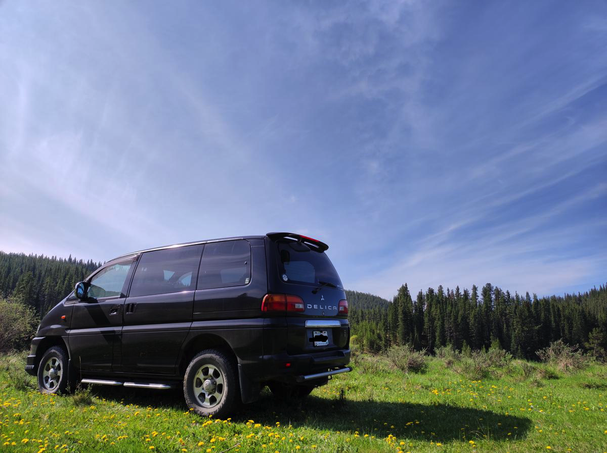 Mitsubishi Delica Image 9