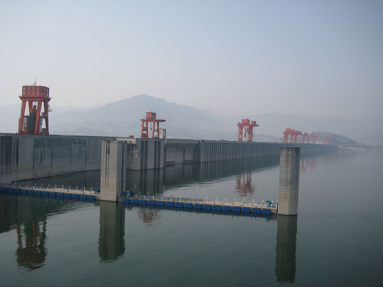 三峡大坝