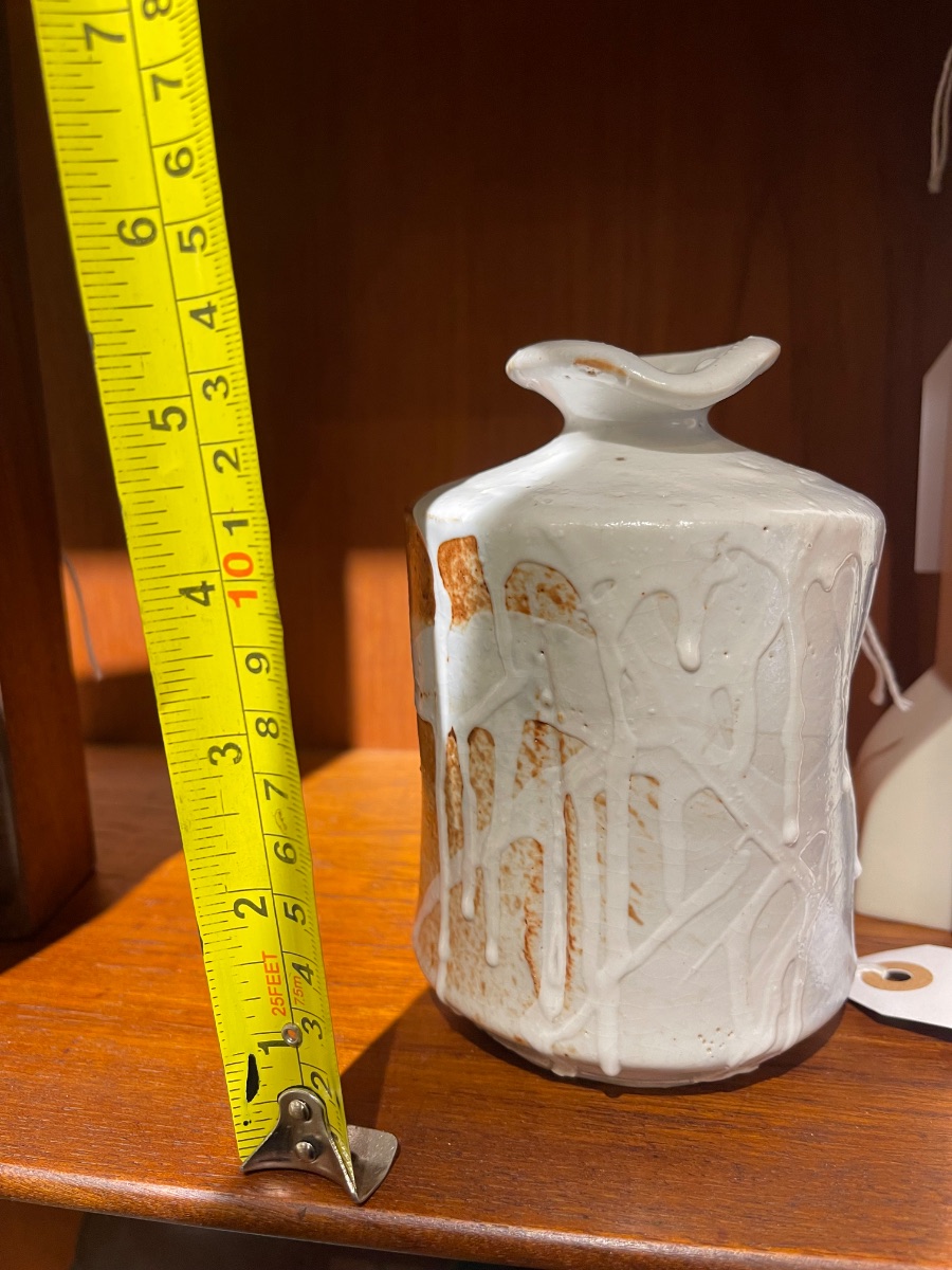 Cylinder Pot W/Spout — detail 2