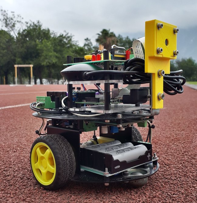 Self-driving vehicle with a RPi.