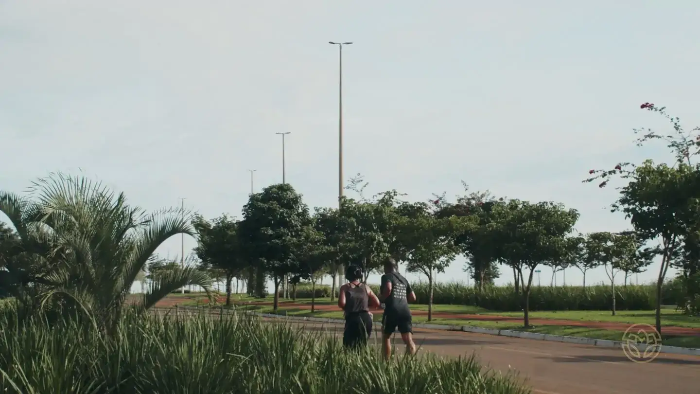 Trecho de ciclovia integrada à malha urbana planejada pela Cosentino
