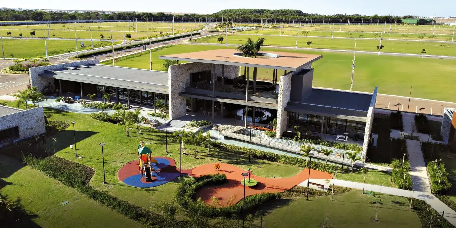 Splendore Resort Residence, Club House com arquitetura integrada à natureza