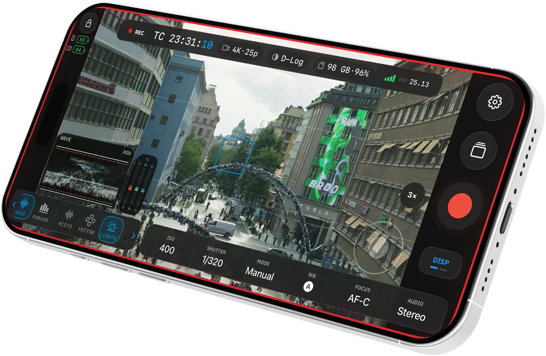Camera controls and zoom while recording