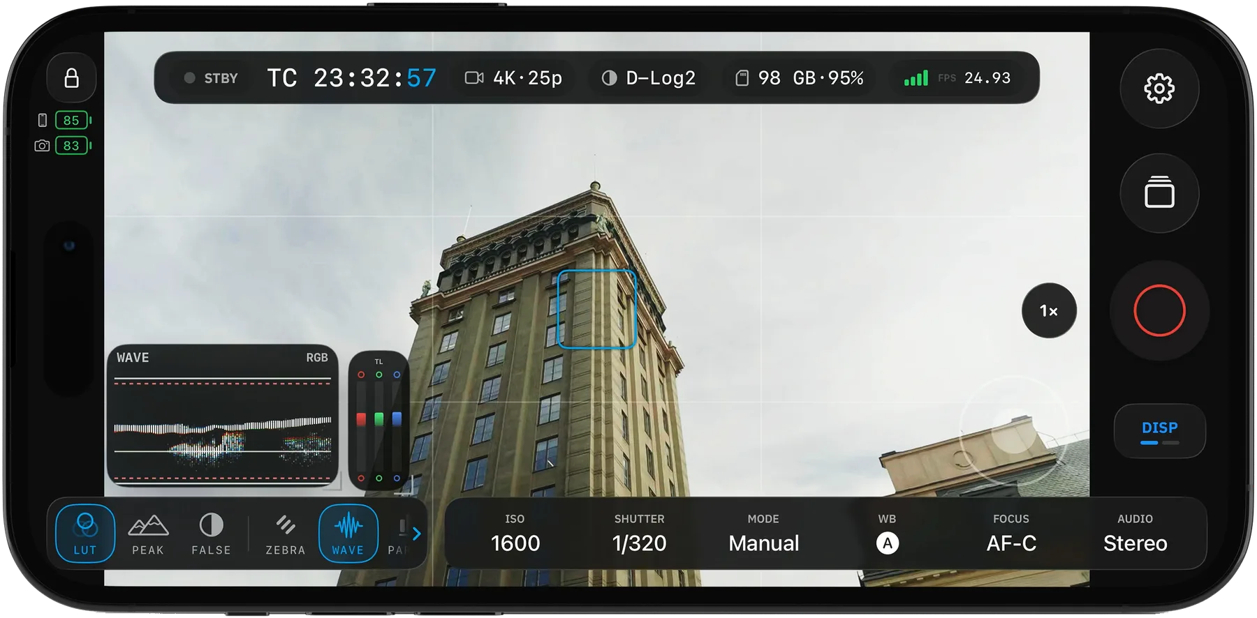 Waveform and Traffic Lights over a live view