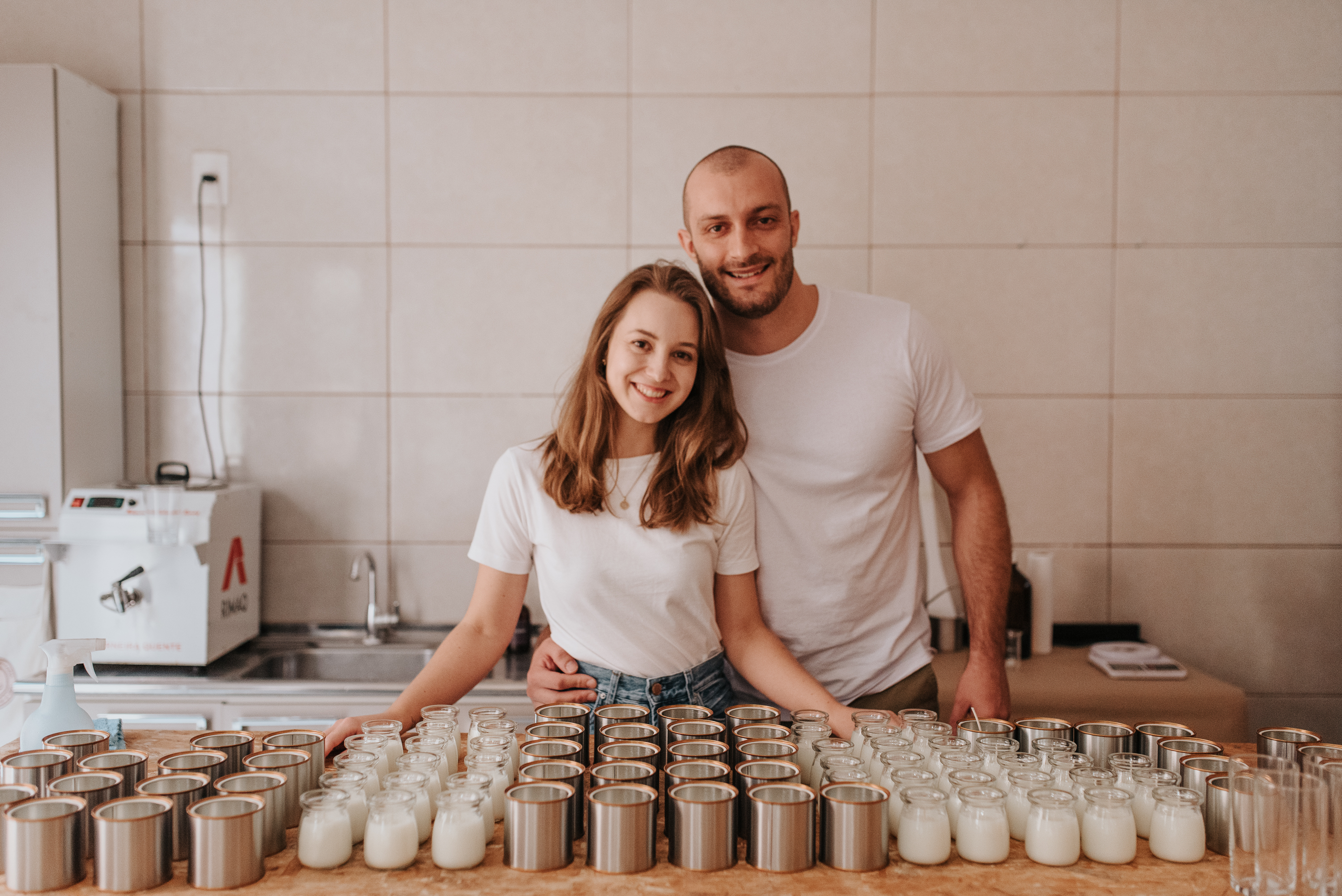 Ruane e Mateus no ateliê