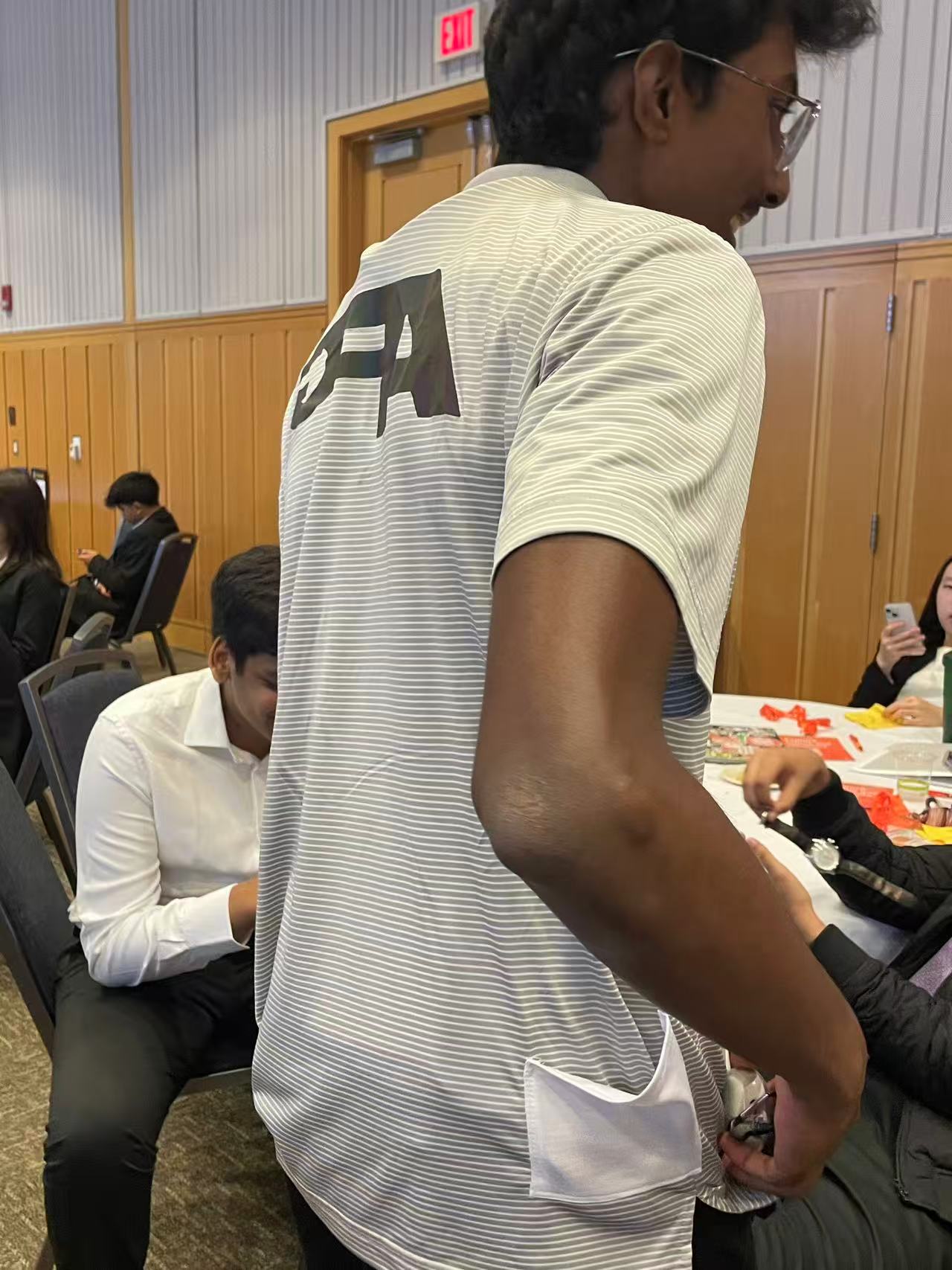 AFG Commuting Jersey prototype - back pocket construction