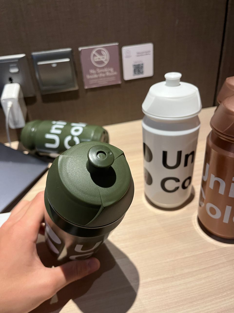 Universal Colors bottles – cycling apparel