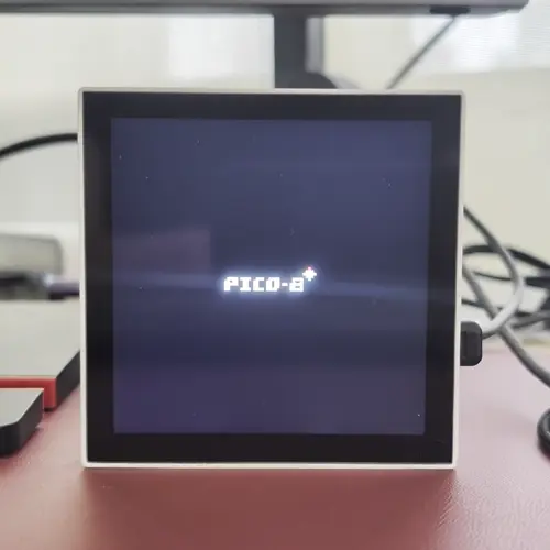 PICO-8 gameplay video