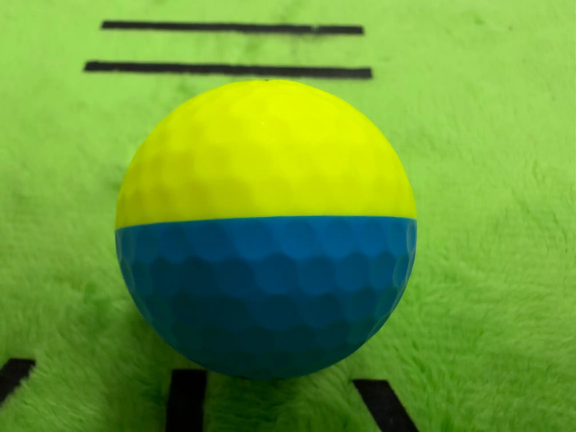 스릭슨 Q-STAR 투어 디바이드 자동 퍼팅라인 기능