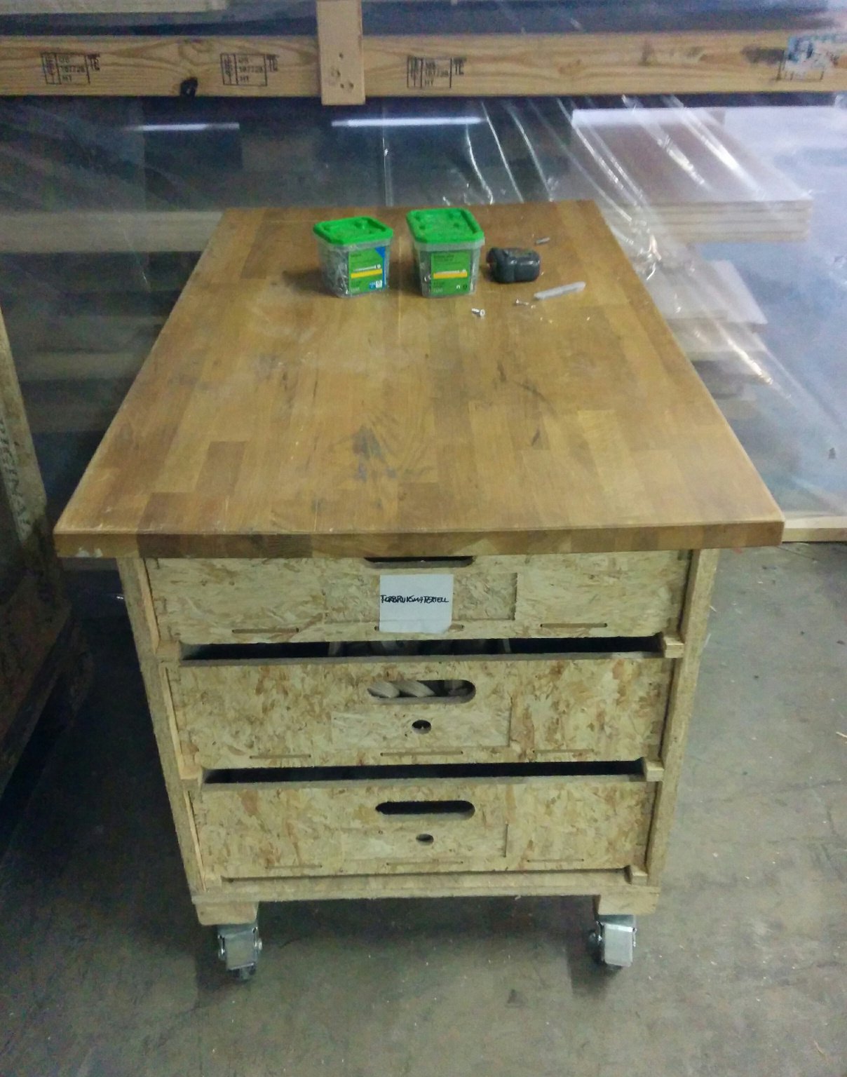 Roller table with drawers