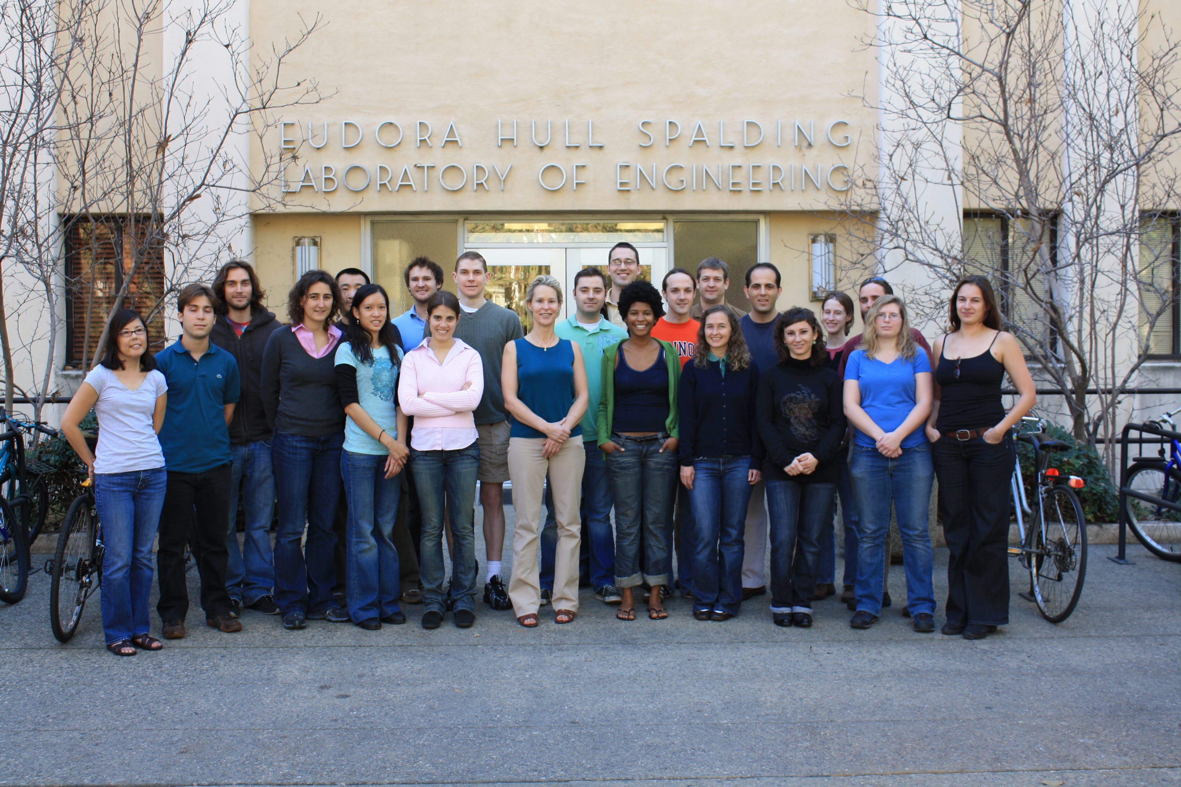 New Arnold Lab Photo