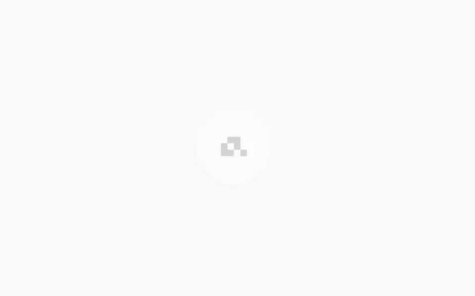 Logo Cluster: Your mark on a white disc in the middle – company logos bounce out of it and settle around it