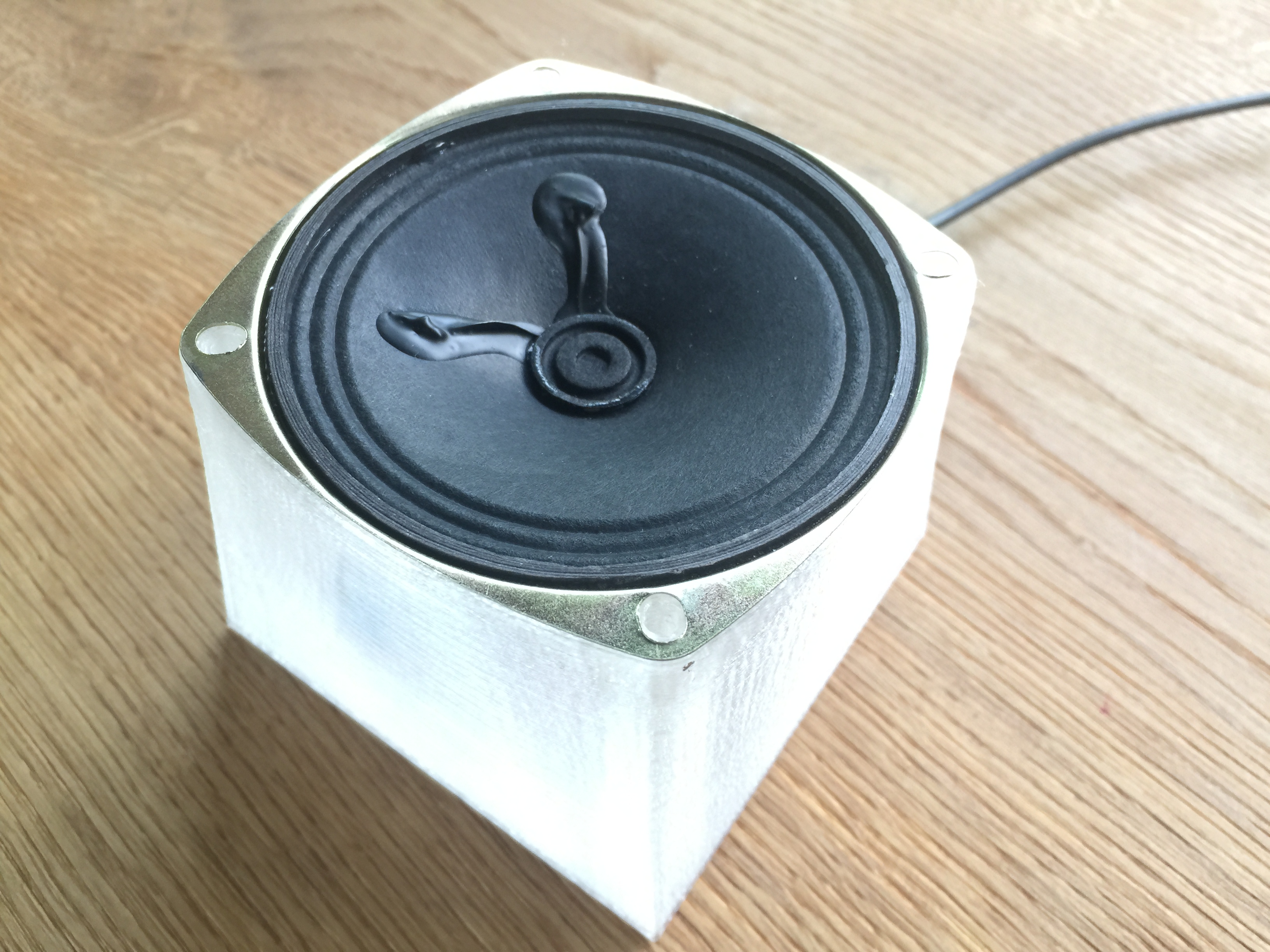 gong speaker-box