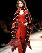 Fashion TV-BfknKoJAgPg-3