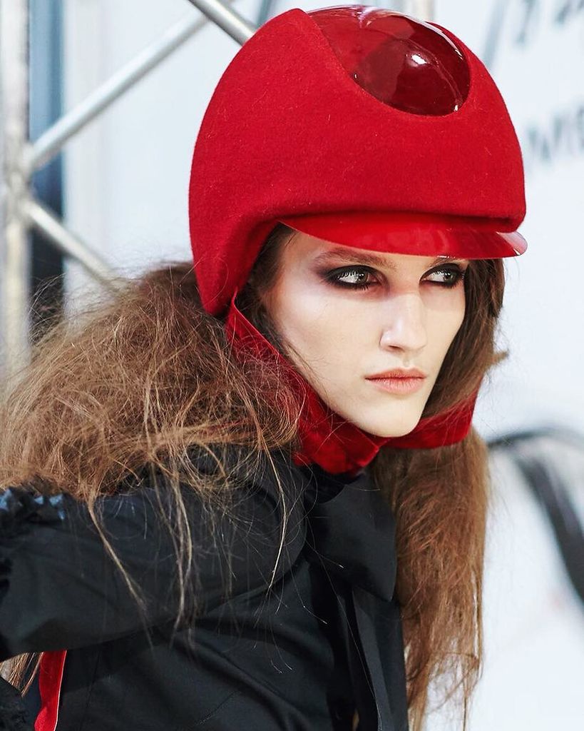 Fashion TV-BgZEt5FnhIU-0