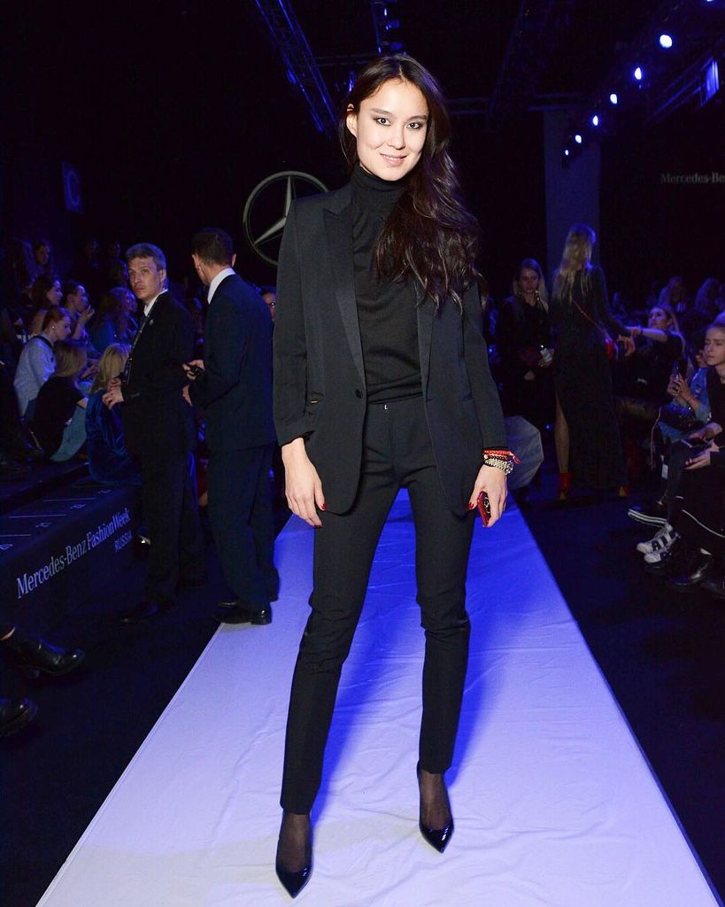 Fashion TV-BgPcDiBnu4l-0