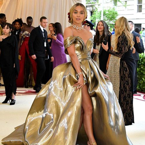 Fashion TV-BifopCNAHzg-0