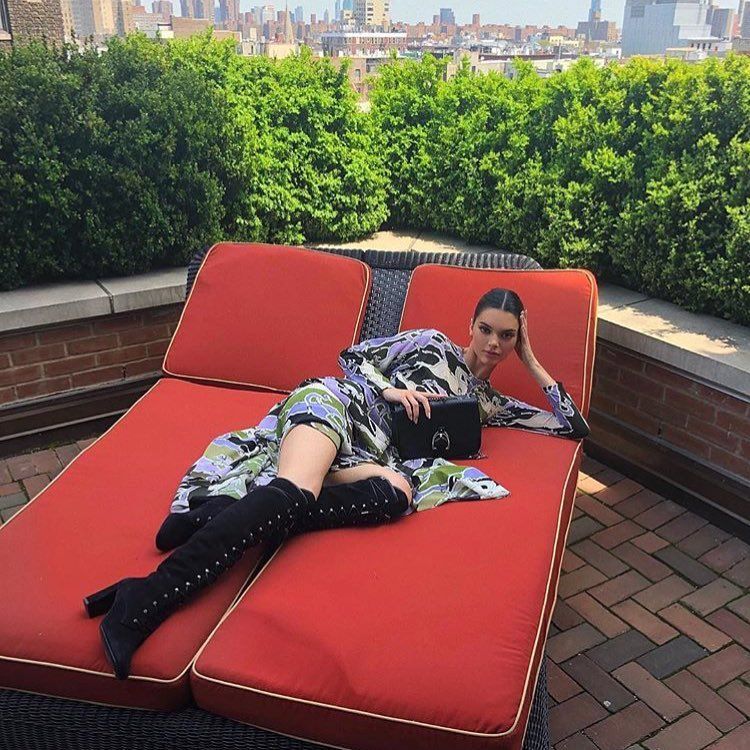 Fashion TV-BjG_Xxfno7f-0