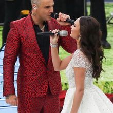 Fashion TV-BkE0T45AESs-3