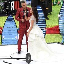 Fashion TV-BkE0T45AESs-0