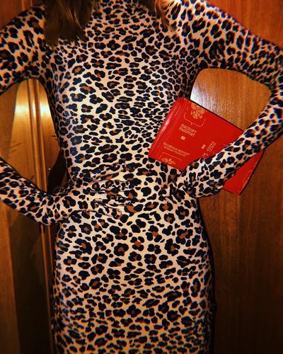 Fashion TV-Bks67NYg3Bz-1