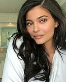 Fashion TV-BmTD0UzAFlO-1