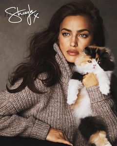 Fashion TV-BpY8kNsj5IL-0