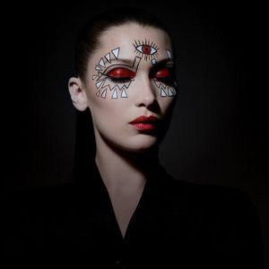 Fashion TV-BpUEI6Ng4vg-0